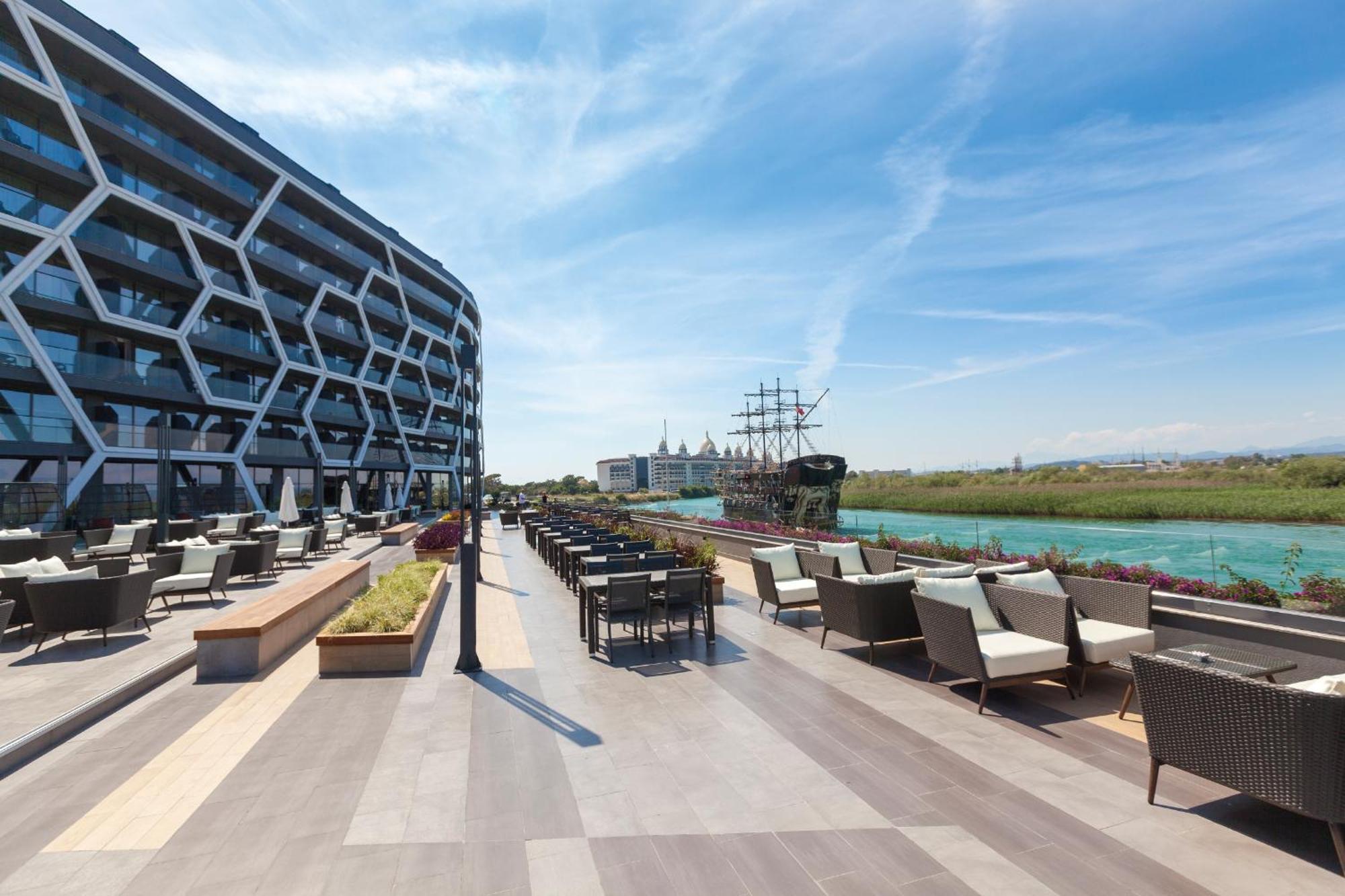 Bosphorus Sorgun Hotel Ultra All Inclusive Side Exterior foto