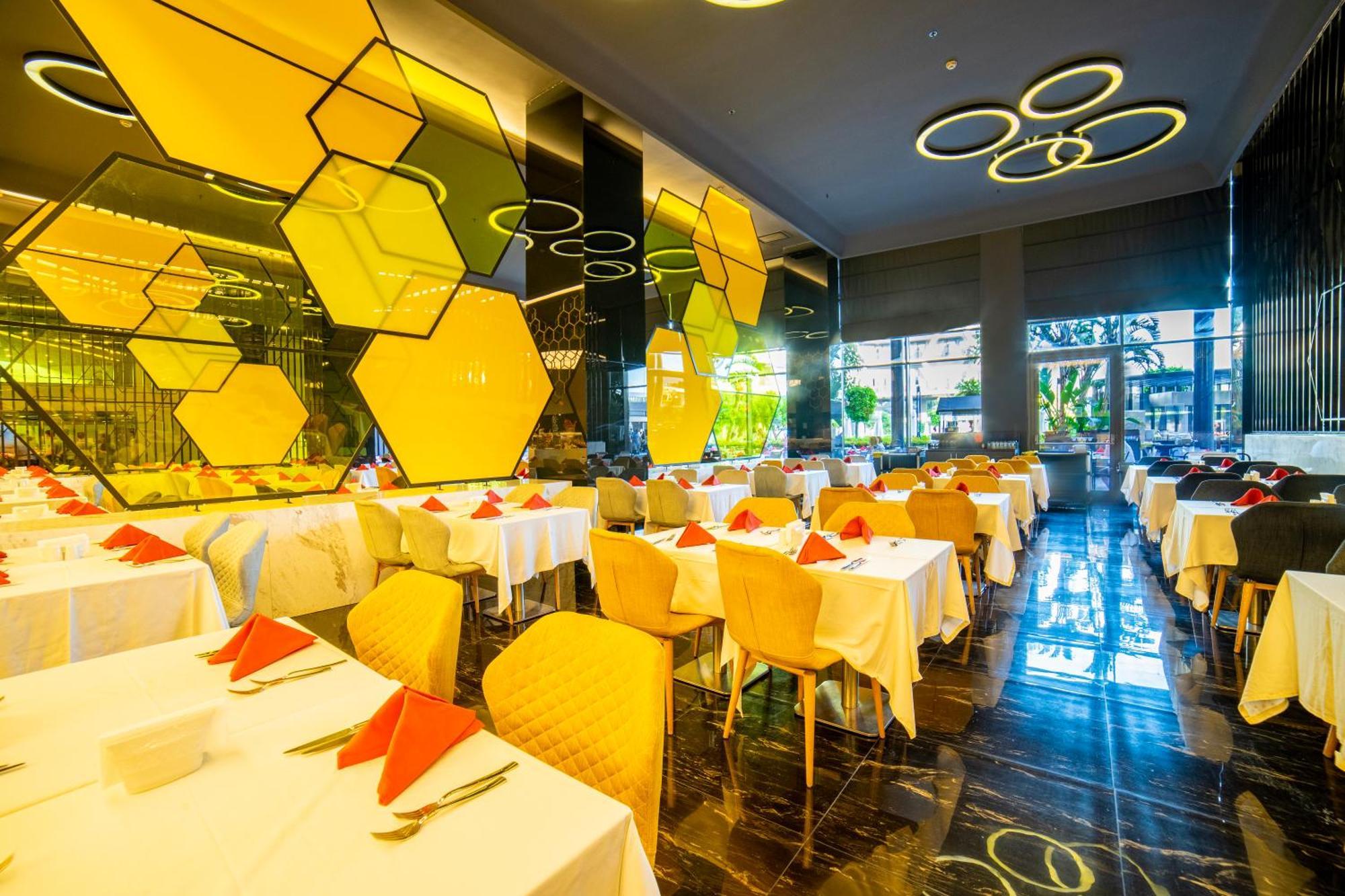 Bosphorus Sorgun Hotel Ultra All Inclusive Side Exterior foto