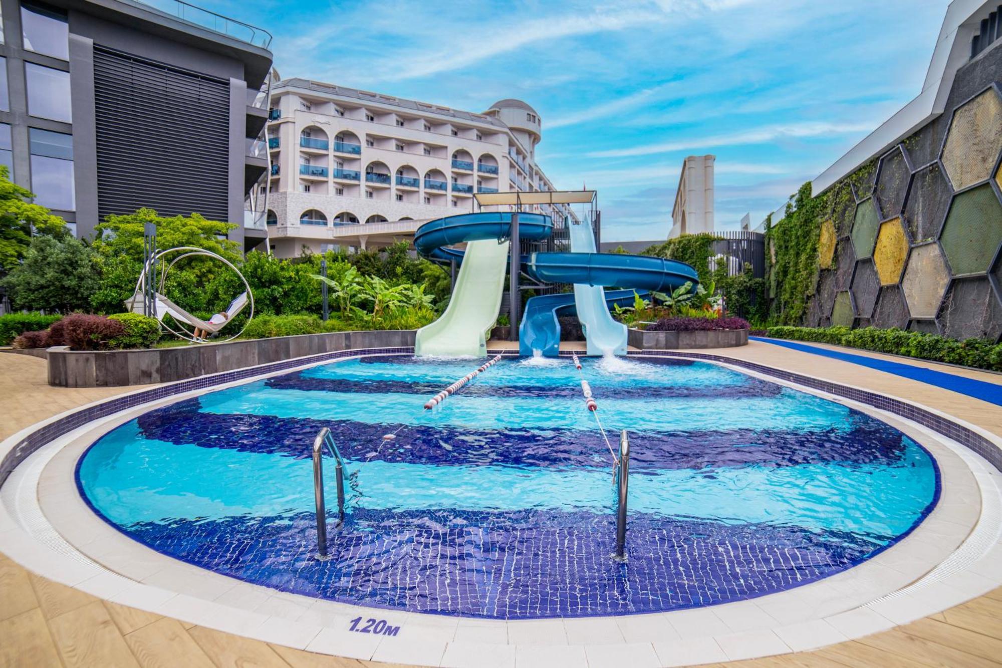 Bosphorus Sorgun Hotel Ultra All Inclusive Side Exterior foto